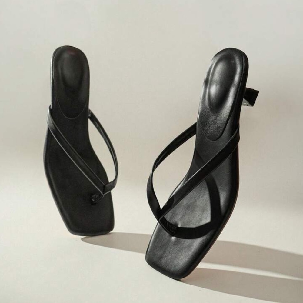 Black Women's Square-Toe Slide Sandals